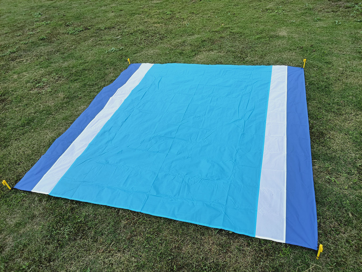 Outdoor Camping Waterproof Beach Mat Portable Foldable Polyester Picnic Mat New Model - Image 8
