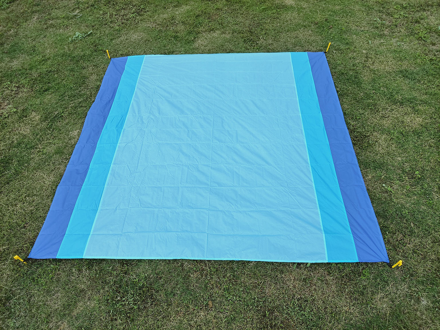 Outdoor Camping Waterproof Beach Mat Portable Foldable Polyester Picnic Mat New Model - Image 7