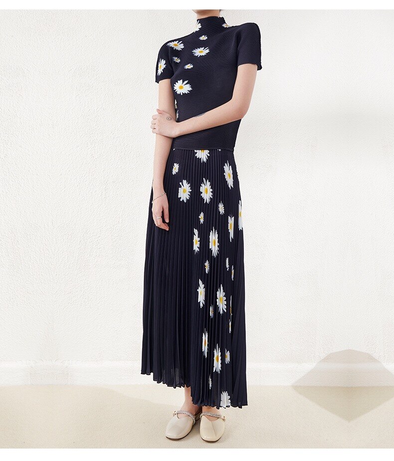 Pleated Women's Spring T-shirt Tops flower Print A-line Skirt French Retro High Waist Slim Mid-length skirts two piece set